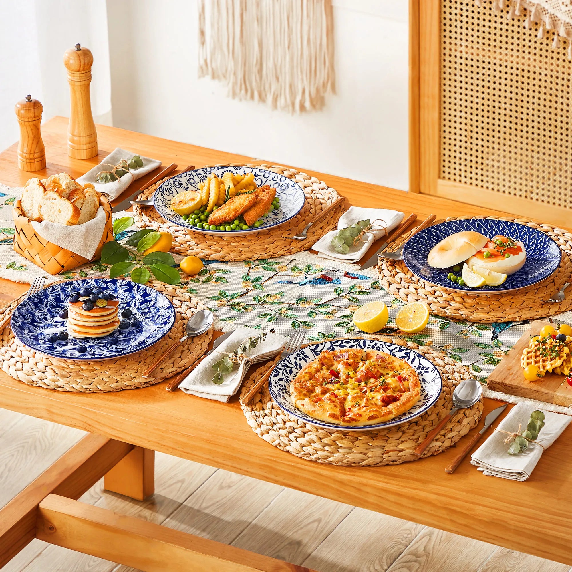 Set de 4 Platos Porcelana Azul y Blanco