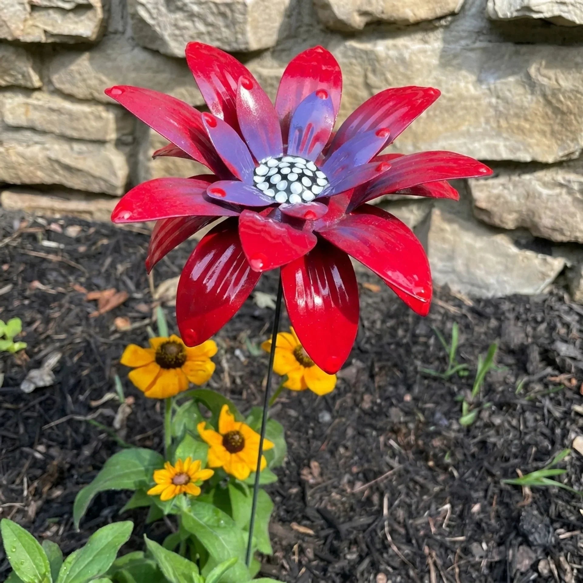 Transforma tu jardín en un acogedor mar de flores