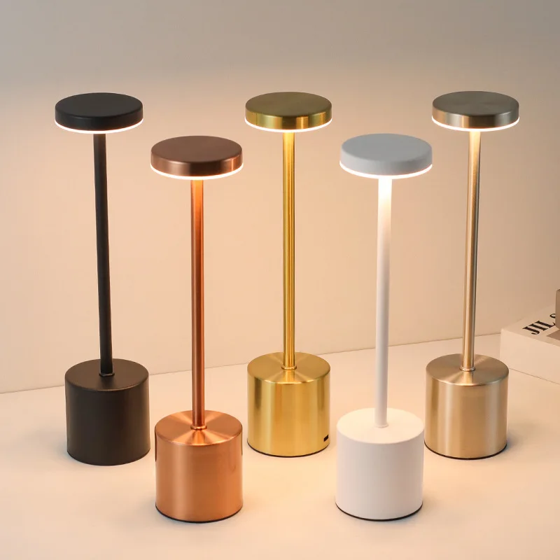 Lámpara de Mesa Inalámbrica — Metal Recargable para Restaurantes